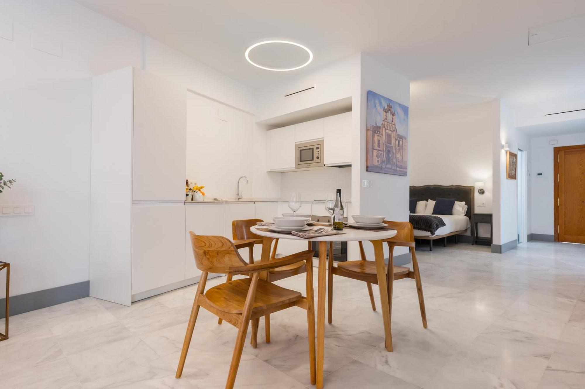 Panther Home Francos Sevilla Kültér fotó