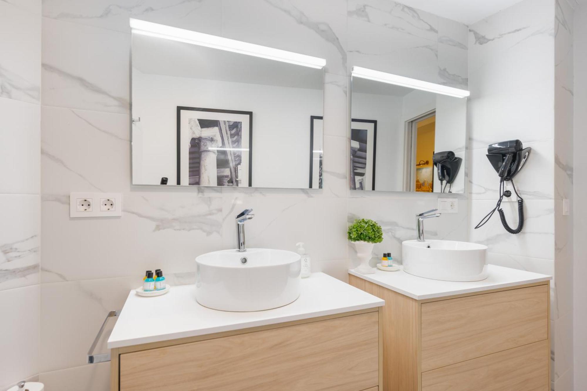 Panther Home Francos Sevilla Kültér fotó